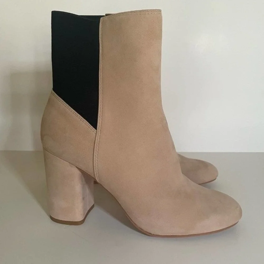 Dolce Vita Women's Ramona Boot, blush suede,‎ size 9
